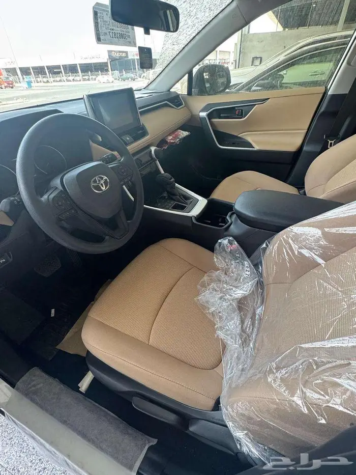 تويوتا راف فور -lE -دفع رباعى 2000 cc ابيض موديل 2025 4