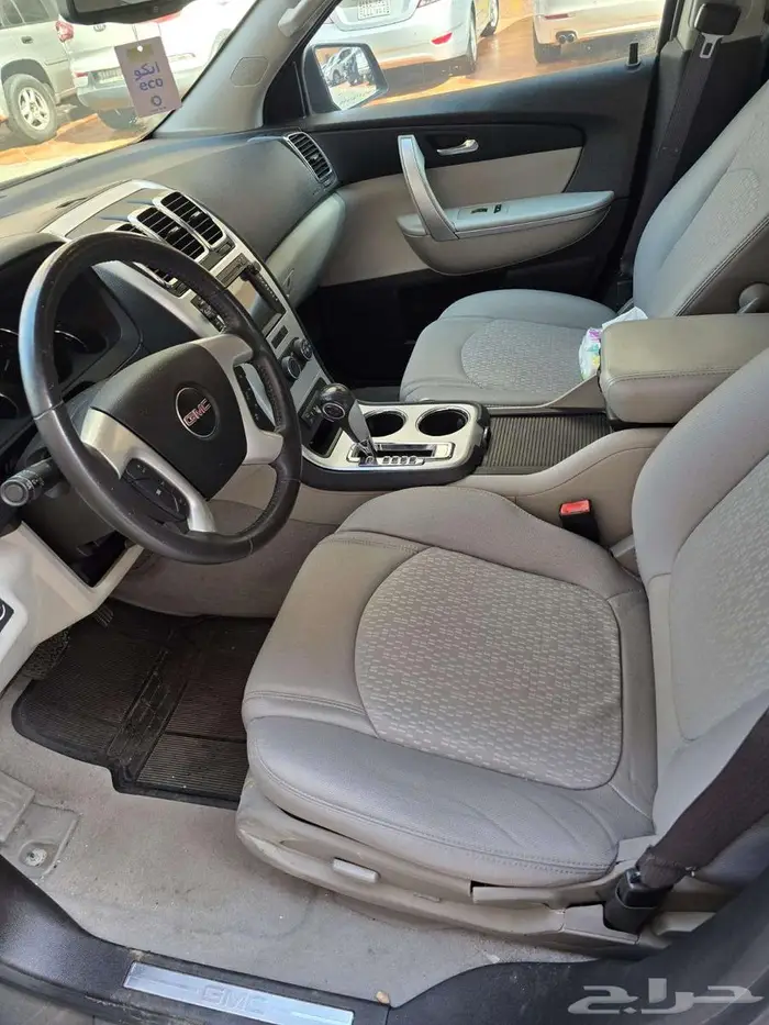 GMC اكاديا 2012 2