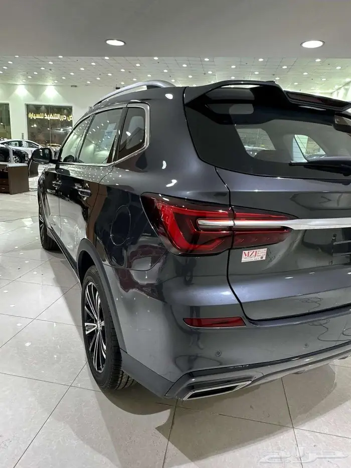 ام جى RX5 _ استاندر _ 2025 1