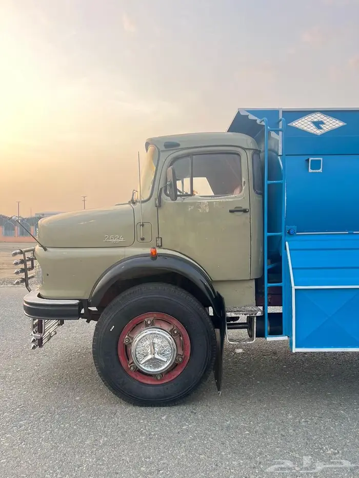 مرسيدس بوز سكس وايت 1981 0