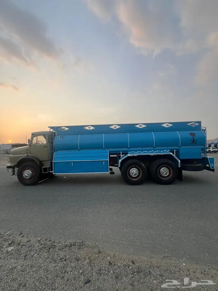 مرسيدس بوز سكس وايت 1981 5