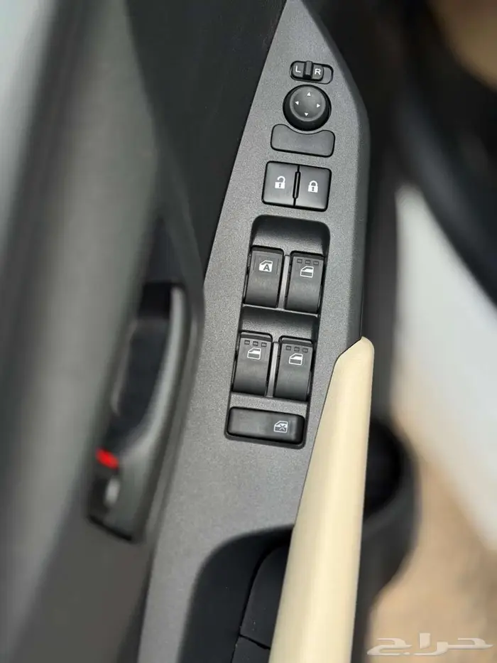 تويوتا يارس واي بلس 2026 5