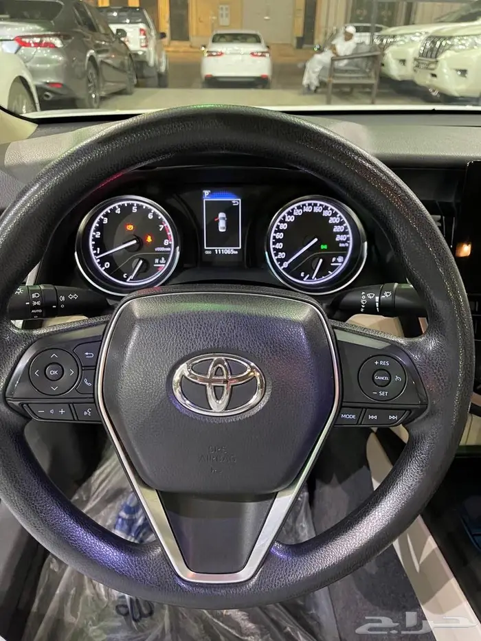 للبيع كامري موديل 2023 9