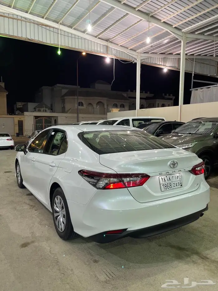 للبيع كامري موديل 2023 1