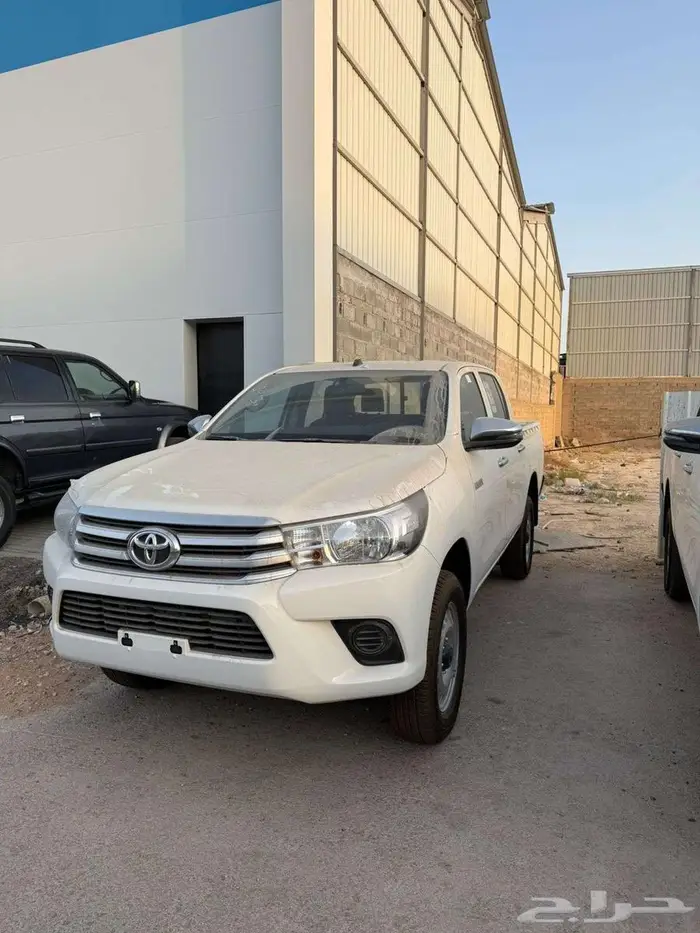 تويوتا هايلوكس DLX 2025 2