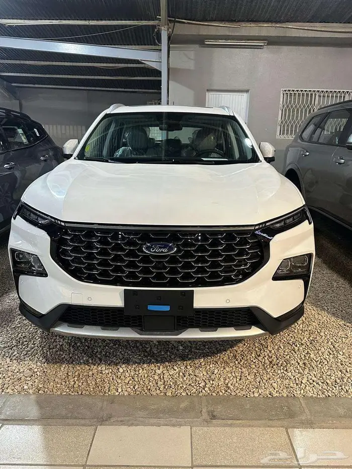 فورد تيرتورى تيتانيوم 2025 بسعر 113940 شامل ضريبه ولوحات 0