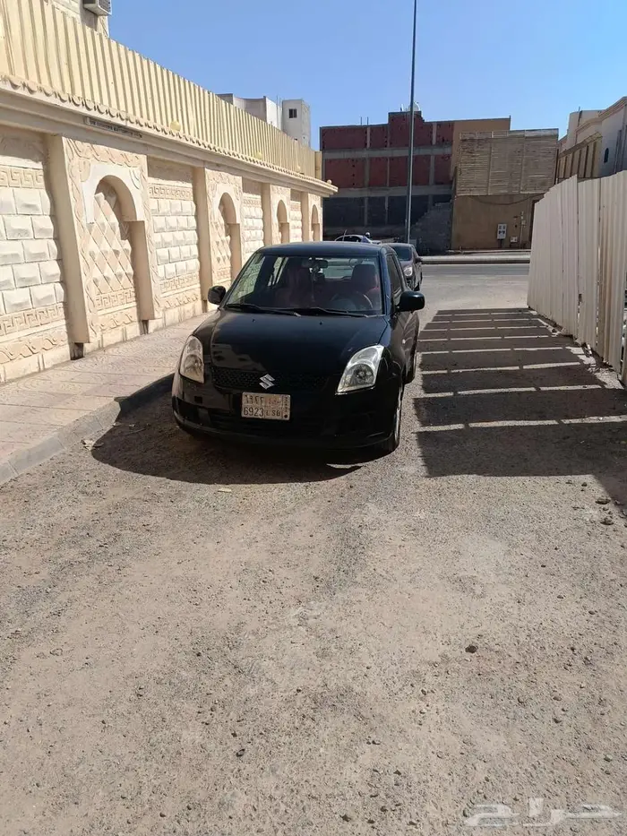 سوزوكى سويفت 1