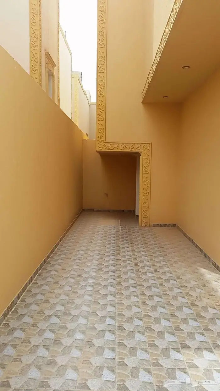 شقق وادوار للايجار شمال الرياض(عوائل عزاب) 1