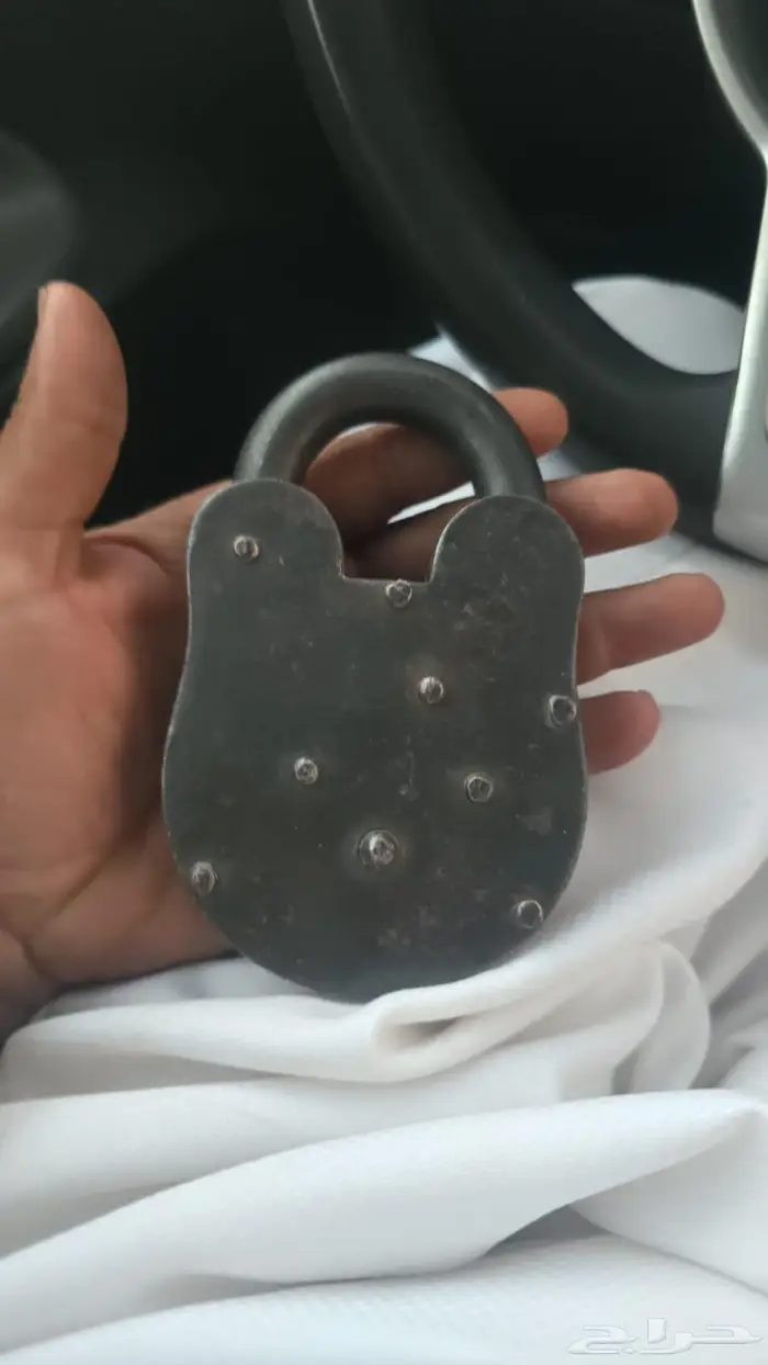 اقفال قديمة 2