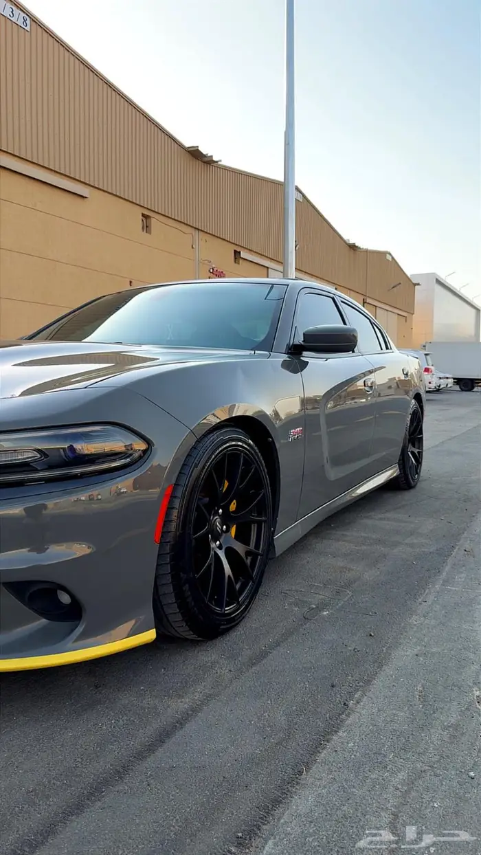 تشارجر دايتونا ار تي 2017 3