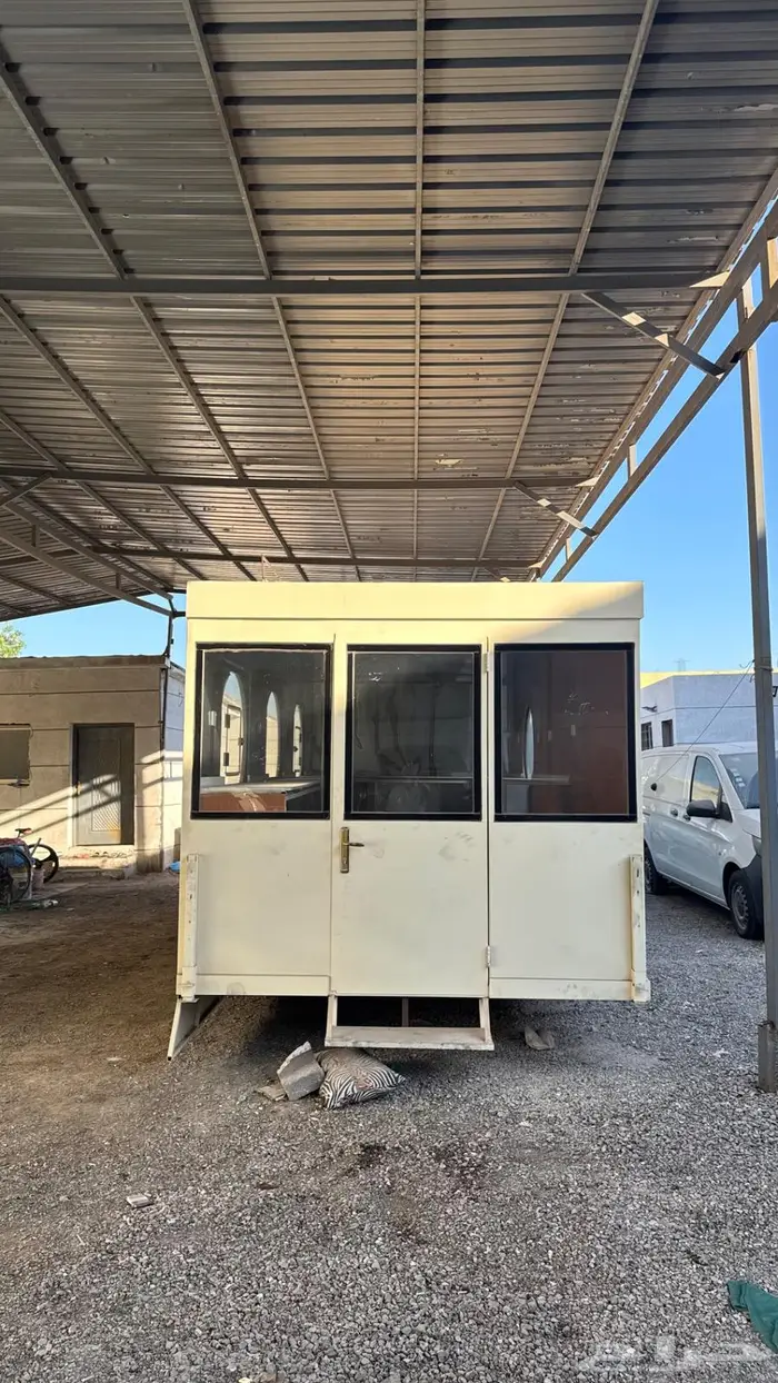 للبيع عربه فود ترك ( جديدة ) 10