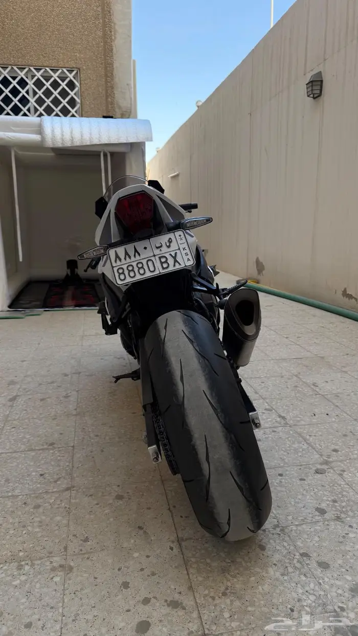 2023 Suzuki GSXR1000R 4