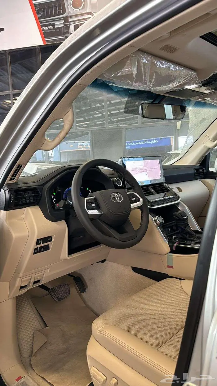 تويوتا لاندكروزر GXR L4 تنفس طبيعي خليجي 2025 - 265000 2