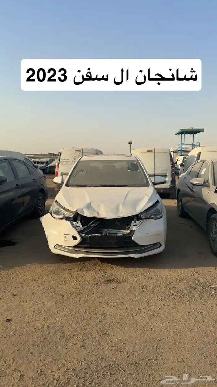 سيارات مصدومه ومصدوم للبيع يوم السبت في المزاد 18