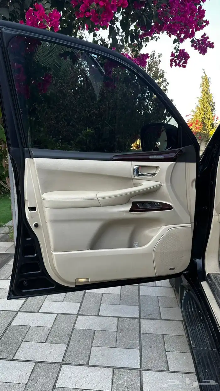 لكزس 570 اسود 15