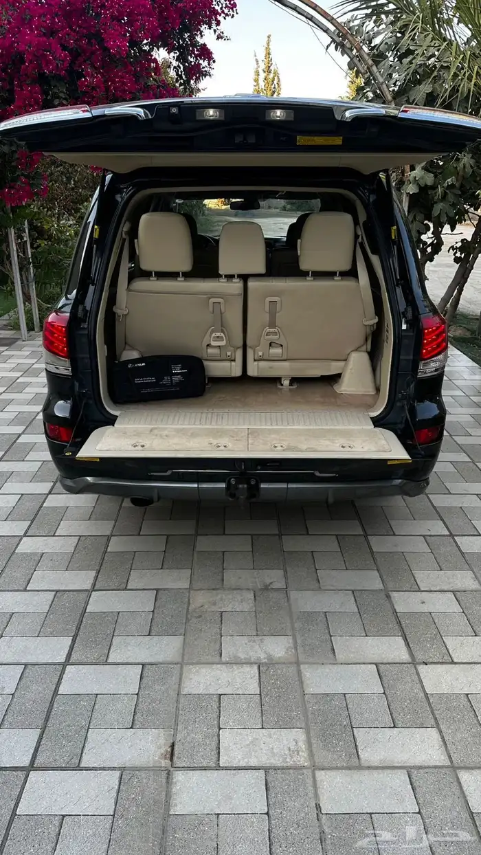 لكزس 570 اسود 18