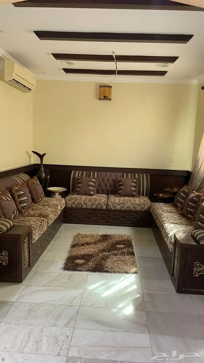 للبيع فيلا ( دورين درج صاله ) السويدي الغربي 12