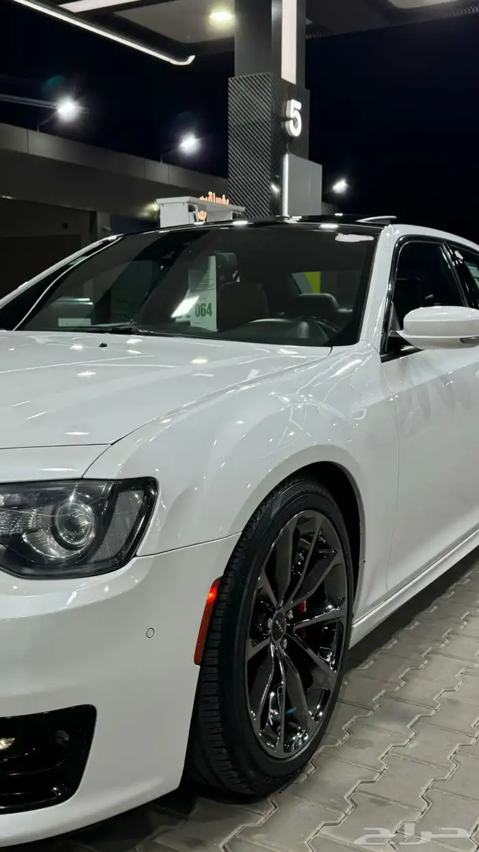 كرايزلر SRT 15