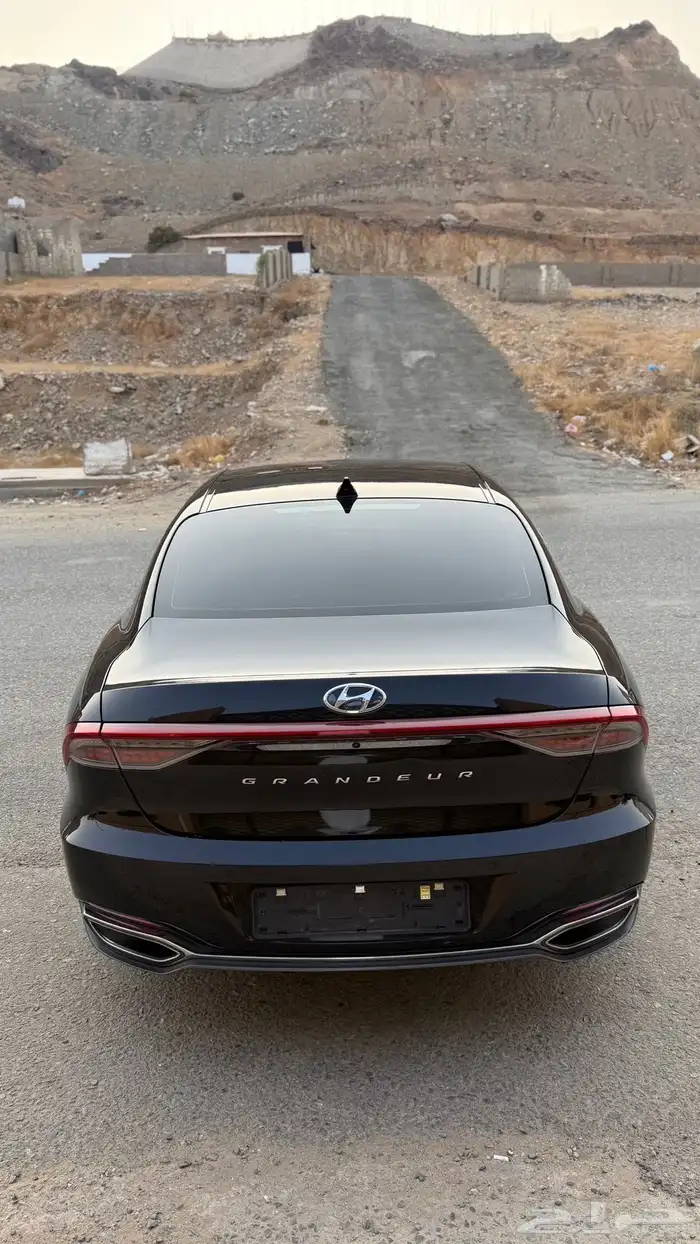 هيونداي ازيرا 2020 ( بنزين ) V6 فل اوبشن 3