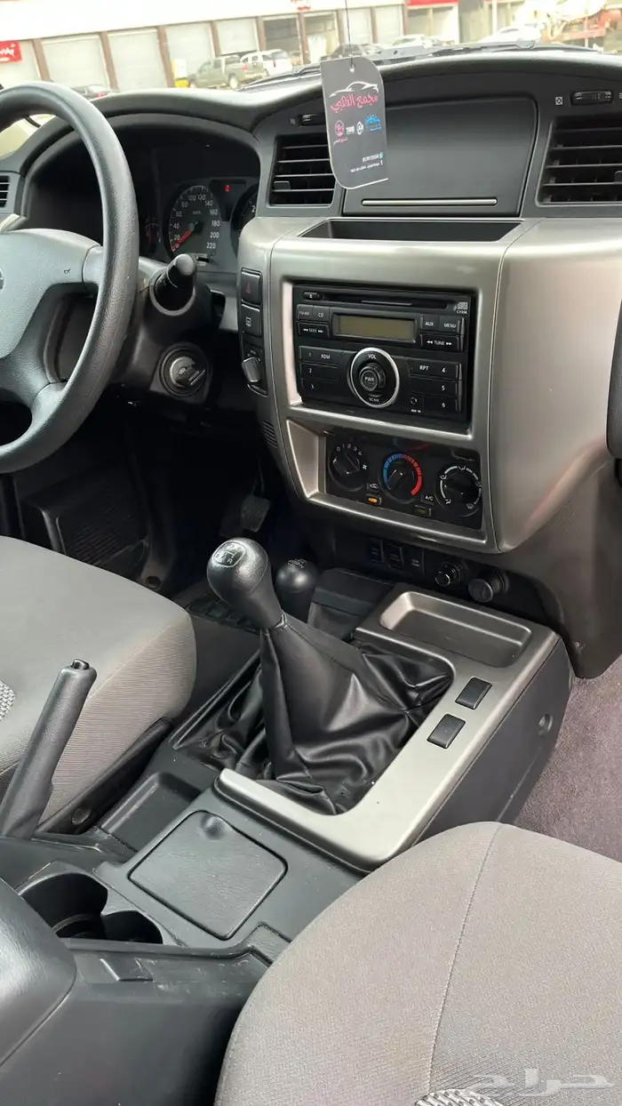 باترول 2016 قير عادي مخزن 11