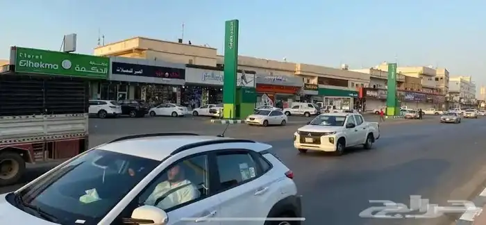 مجمع تجاري للبيع 4
