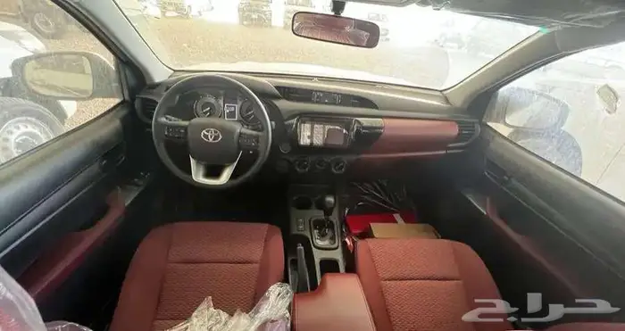 تويوتا هايلوكس غمارتين 2025 اتماتيك اصفار 8