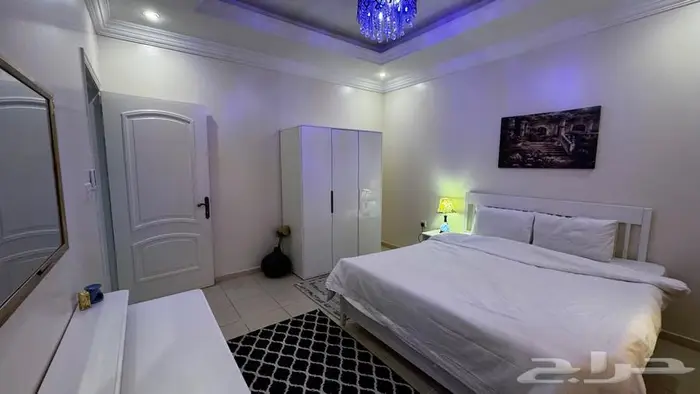 شقه مفروشه 3 غرف وصاله وحمامين ومطبخ ممشي اليمامه 1