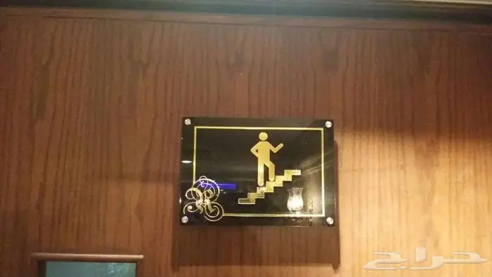 لوحات إرشادية فخمة تصميم وتفصيل 8