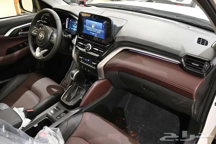 تويوتا اوربان كروزر فل كامل 2026 4