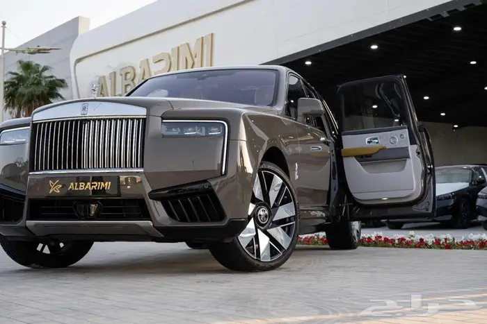 شركة لبريمي لسيارات رولز رويس كولينان 1