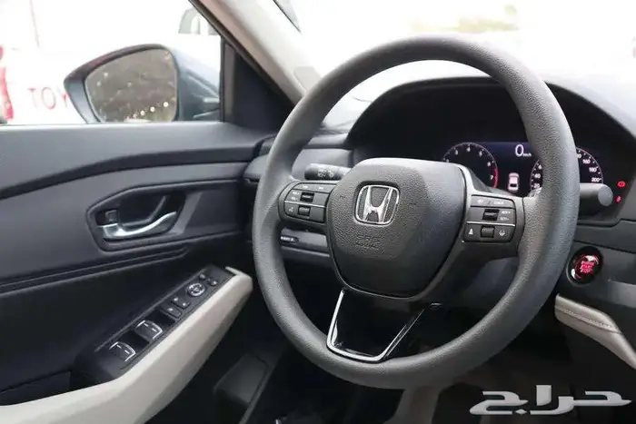 هوندا اكورد 2025 نص فل للتقسيط 3