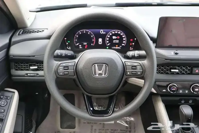 هوندا اكورد 2025 نص فل للتقسيط 4