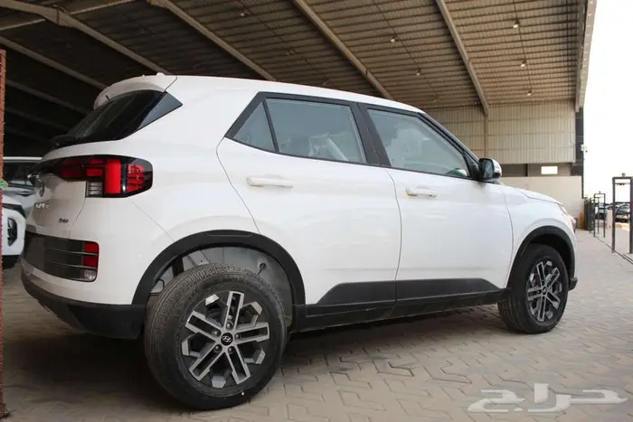 هيونداى فينو اسمارات ابيض2024 2