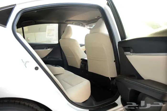 تويوتا كامرى 2025 LE بنزين نص الفل بالنقد والتقسيط 4