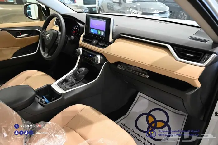 تويوتا راف فور فتحة XLE بنزين 2025 2