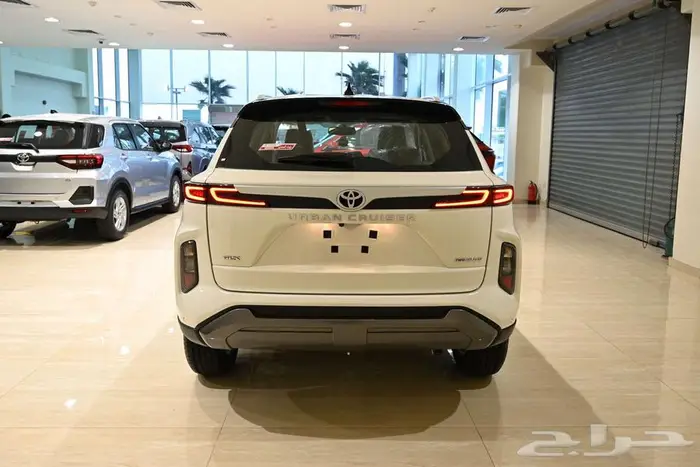 تويوتا اوربان كروزر فل كامل 2026 9