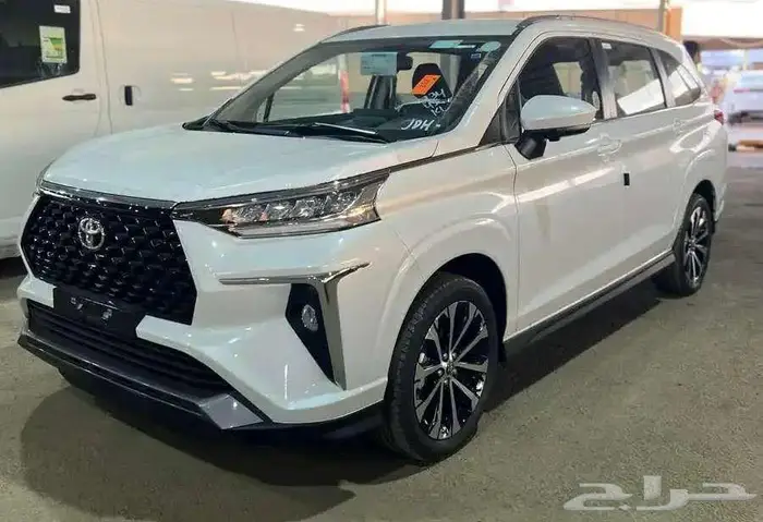 تويوتا فيلوز GLX موديل 2025 كاش وأقساط راتب يبدأ من 3500 1