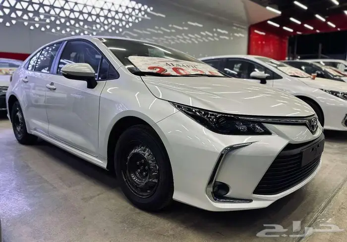 اقل سعر تويوتا كورلا ستاندرد 2.0 موديل 2025 1