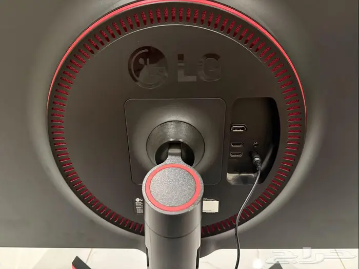 شاشة  LG   32GK650F-B   UltraGear   بدقة  1440p 2