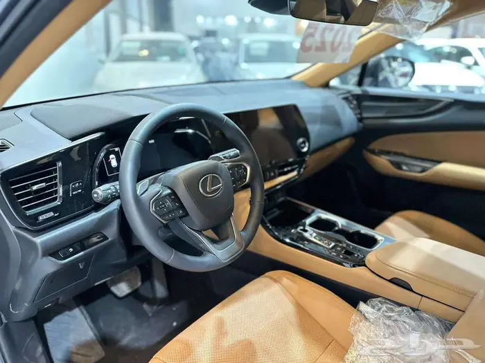 لكزس ان اكس 2025AA 350 بريمي بااقل سعر بالسوق 4