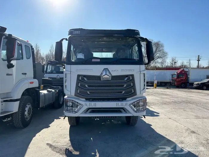 الجرار الجديد HOWO NX6x4 3