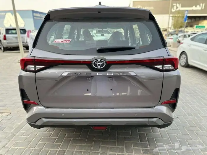 تويوتا فيلوز GLX موديل 2025 12