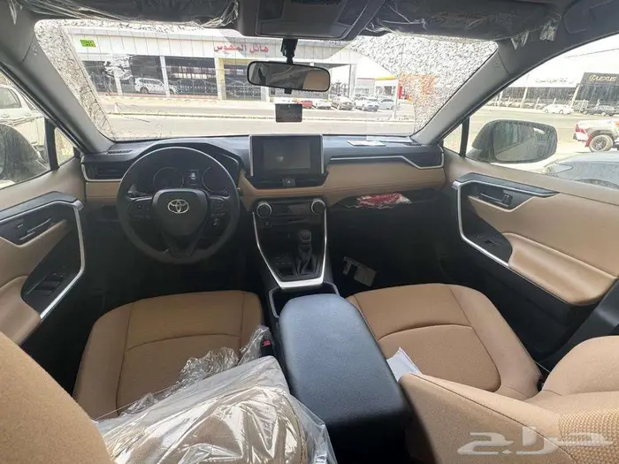 تويوتا راف فور -lE -دفع رباعى 2000 cc ابيض موديل 2025 6