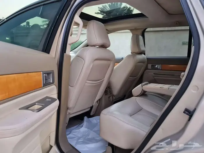 فورد لنكون بحاله ممتازه 28