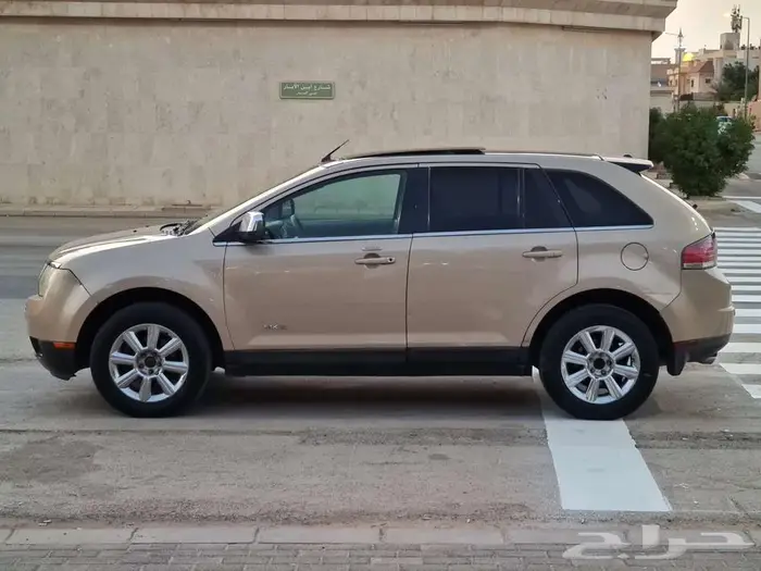 فورد لنكون بحاله ممتازه 4