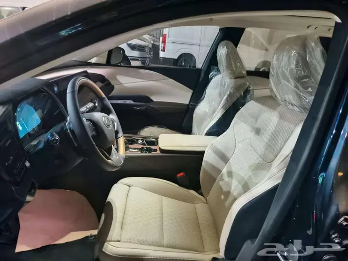 لكزس RX 350 بي بي ازرق غامق بنزين 2025 اقل سعر كاش واقساط 2