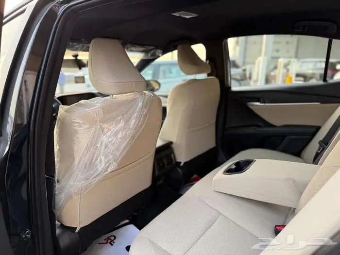 تويوتا كامري E بنزين 2025 امتلك سيارتك الان كاش او تمويل 9