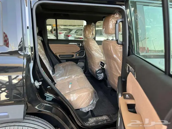 جيتور T2 - لاكجري اسود 2026 10