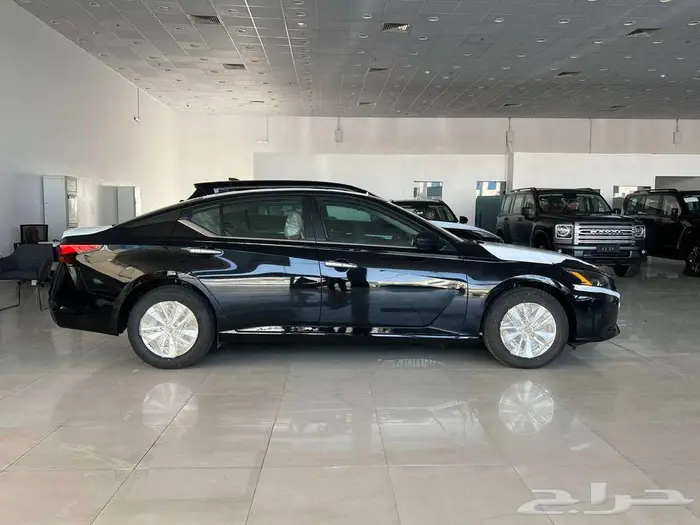 نيسان التيما ستاندر بنزين 2025 - متوفر اقساط و كاش 2