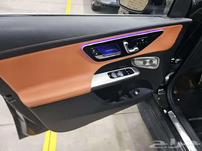 2023 Mercedes-Benz GLC 300 4MATIC 10